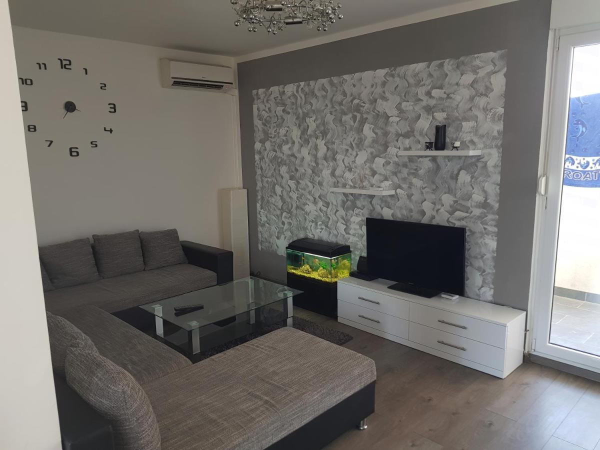Apartman Đuzel Daire Split Dış mekan fotoğraf