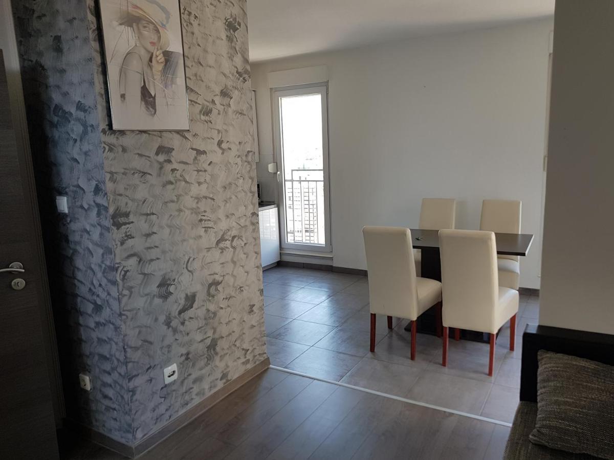 Apartman Đuzel Daire Split Dış mekan fotoğraf